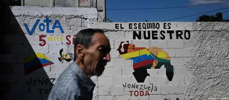 Venezuelanos votam pela anexação de território na Guiana