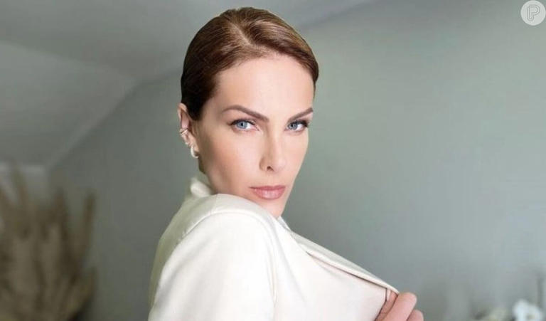 Livre, leve e solta: Ana Hickmann curte réveillon em resort de luxo com diárias de até R$ 4 mil na companhia de pessoa especial