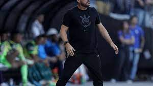 Auxiliar de Luxemburgo revela bastidores do Corinthians: “Jogadores em estado psicológico deplorável”