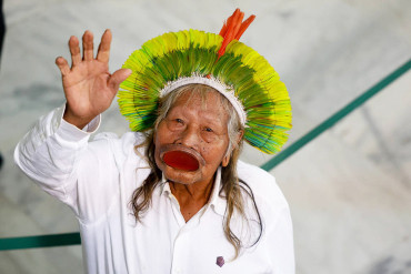 MT.  POLÊMICA NA JUSTIÇA.    Juiz recua e anula suspensão da demarcação de terra do Cacique Raoni