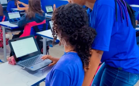 MT:   Estudantes destacam melhora no aprendizado após Governo de MT aplicar R$ 322,3 milhões em tecnologia