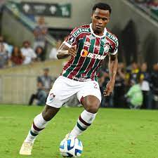Jhon Arias admite chance de deixar o Fluminense antes do término do contrato