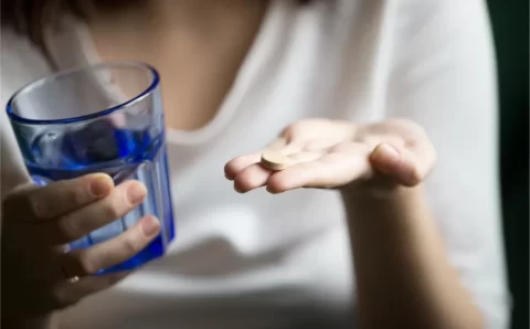 Dipirona: medicamento mais vendido no Brasil é proibido em outros países