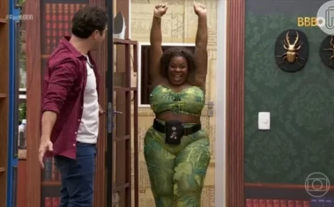 Jojo Todynho no ‘BBB 24’? Cantora visita o reality em quadro novo com Marcos Veras e web vibra: ‘Ganharia fácil’