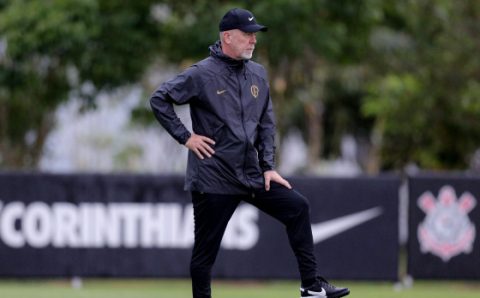 MT:  FUTEBOL:   Cuiabá repudia fala de Mano Menezes e diz que técnico “desconhece o cenário nacional”