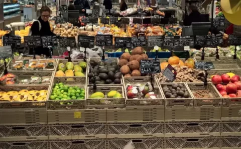 Inflação encerra 2023 em 4,62%, abaixo do teto da meta