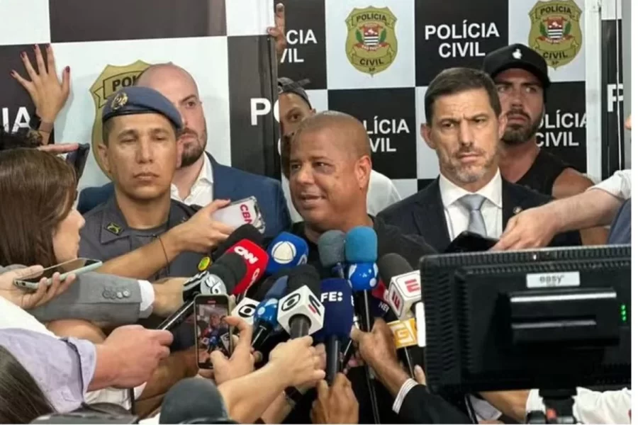Polícia pede prisão de 10 pessoas por sequestro de Marcelinho Carioca