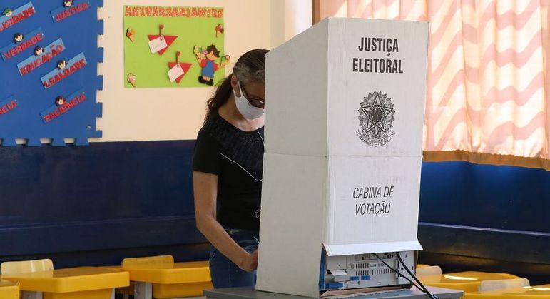 CALENDÁRIO DAS ELEIÇÕES:    Eleições municipais de 2024 ocorrerão em 6 de outubro; TSE divulgou calendário