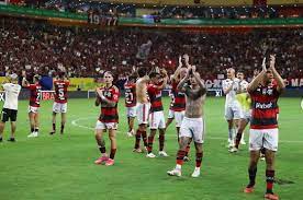 Tite elogia atuação da equipe em estreia no Carioca