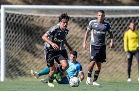 Atlético-MG supera Ipatinga em jogo-treino