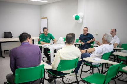 MT:   PAGAMENTO NO DIA 12:    Médicos anestesistas encerram greve após promessa de pagamento do prefeito