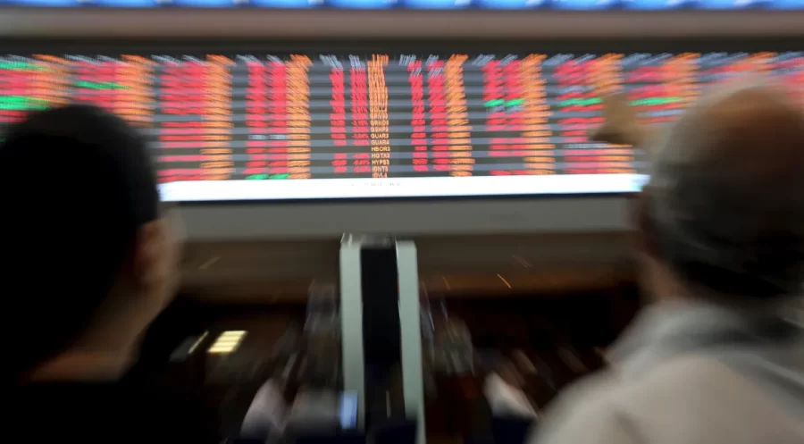 Ibovespa fecha em queda de 0,8% com expectativas dos juros nos EUA; dólar sobe a R$ 4,97