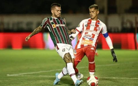 CAMPEONATO CARIOCA:   Fluminense goleia o Bangu de virada na volta dos titulares e lidera o Campeonato Carioca