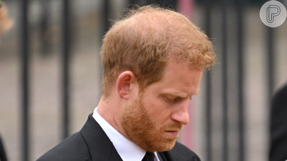 Príncipe Harry toma decisão importante após descobrir câncer do pai, Rei Charles III: ‘Choque com o diagnóstico’