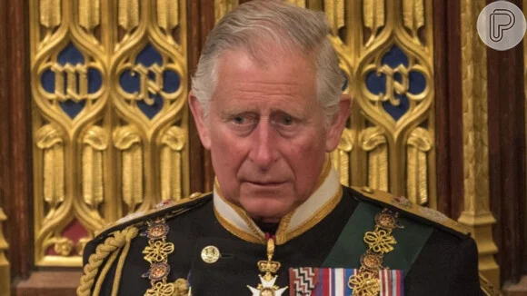 Rei Charles III com câncer vai ser substituído do trono? Entenda como possível afastamento une Príncipe William e a madrasta, Rainha Camilla