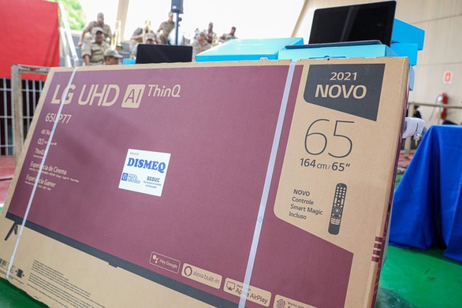 MT:  Seduc entrega à Segurança Pública 107 TVs para equipar salas de aula no sistema prisional