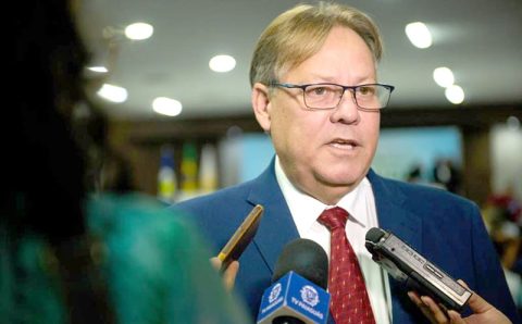 Governo dá ordem de serviço para retomada de transplantes de rim em MT