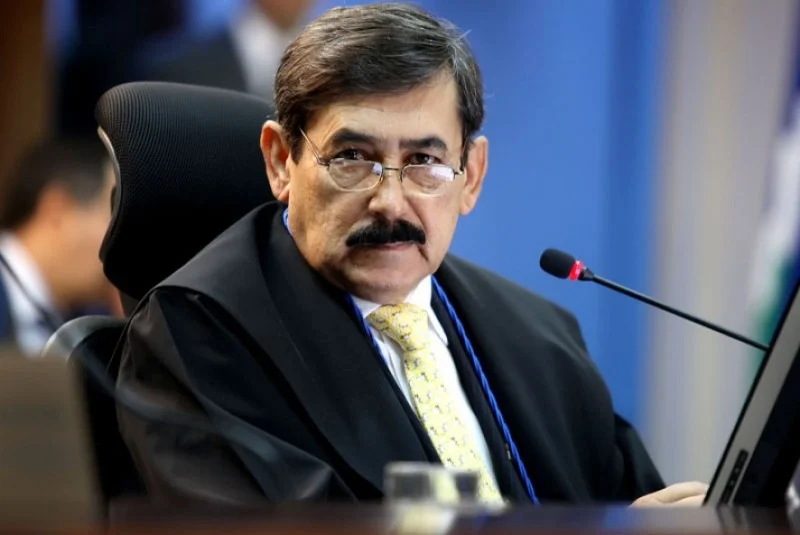 MT: TJ nega ação e mantém nula condenação de ex-conselheiro que contratou filho de ex-presidente da ALMT no TCE