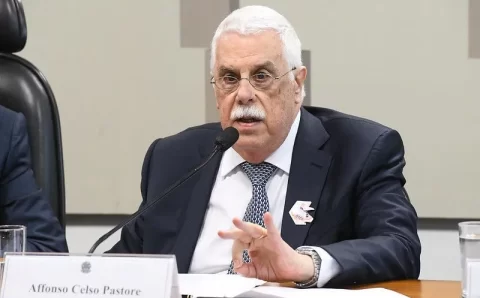 Morre o economista Affonso Celso Pastore aos 84 anos