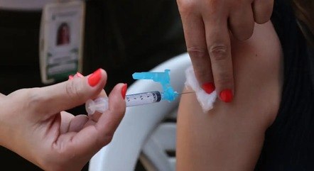 32,3 milhões de brasileiros não completaram o esquema primário de vacinação contra a Covid-19