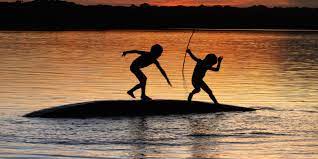 Livro de fotógrafo sobre crianças na Amazônia chega de graça a escolas