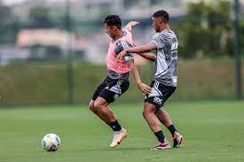 Com desfalques, Atlético-MG inicia preparação para clássico contra o América-MG