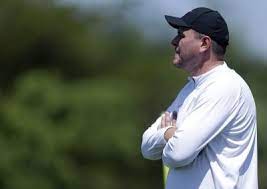 Auxiliar comanda treino, e Corinthians inicia preparação para enfrentar o Santos pelo Paulista