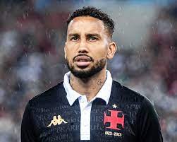 Jair sofre lesão grave no joelho e vira desfalque para Ramón Díaz no Vasco