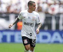 Dupla leva terceiro cartão amarelo e desfalca o Corinthians contra o Botafogo-SP