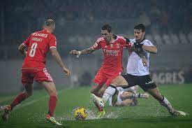 Di María critica arbitragem após empate do Benfica no Português “Estamos jogando contra todos”