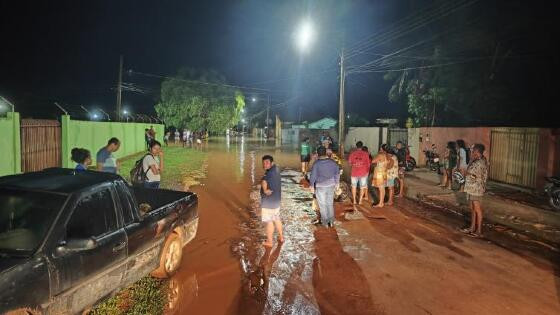 MT:  CÁCERES:   Força-tarefa atua para diminuir estragos provocados por temporal