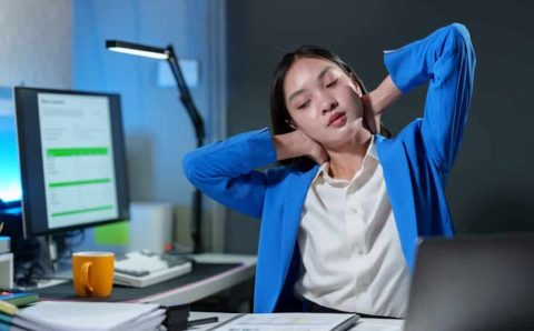 Trabalhar sentado aumenta perigo de morte precoce, alerta pesquisa