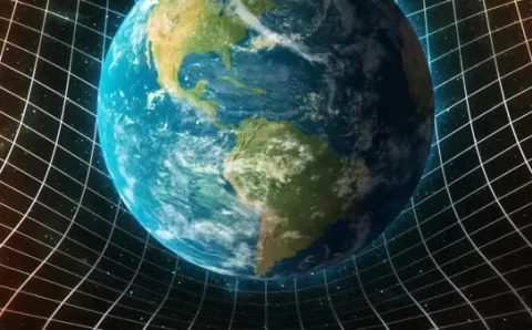 Por que a gravidade nos empurra para baixo? A ciência responde!