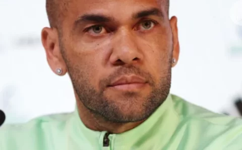 Em 2023, São Paulo reduziu pela metade valor da dívida com Daniel Alves, condenado por estupro