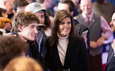 Nikki Haley vence Trump pela 1ª vez nas primárias republicanas dos EUA