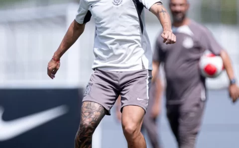 Rojas cobra R$ 40 milhões do Corinthians na Fifa; entenda imbróglio