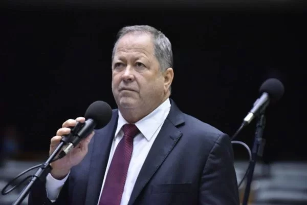 Marielle: relator na CCJ vota para manter prisão de Chiquinho Brazão