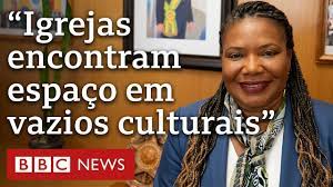 Ministra Margareth Menezes fala à BBC sobre gestão da cultura em país dividido