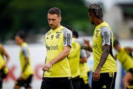 Tite comenta chegada do zagueiro Léo Ortiz ao Flamengo