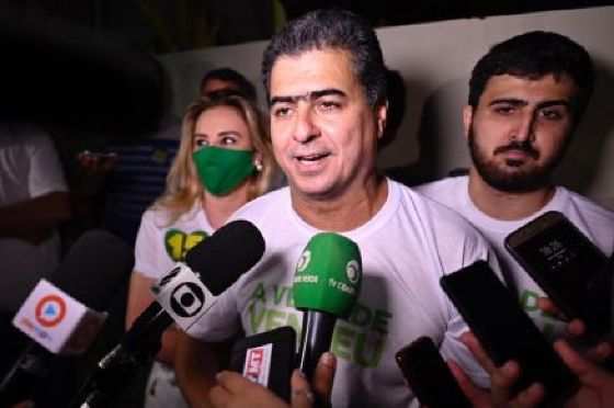 MT:  INFERNO DO PREFEITO:   Câmara vai instalar comissão que pode levar à cassação de Emanuel