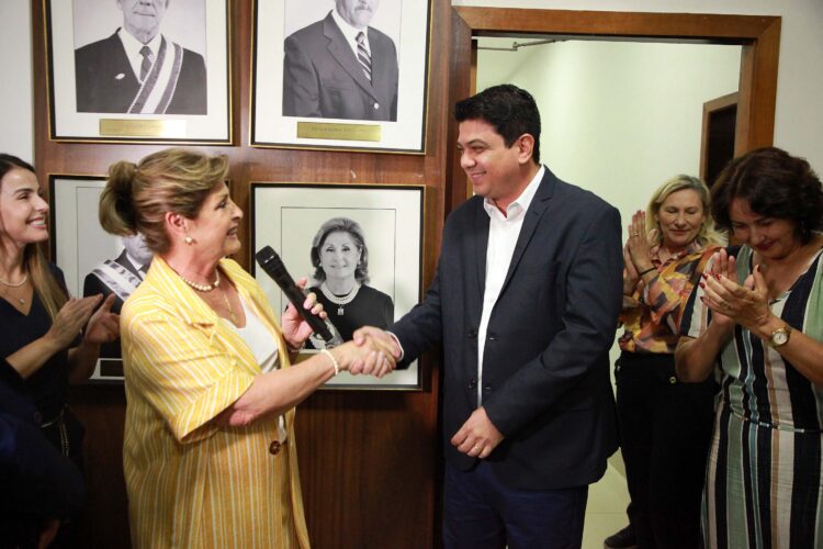 MT:  Com oposição nula, Kalil lidera todos os cenários e família Campos segue dando as cartas em VG