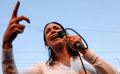 Quem é María Corina Machado, líder da oposição da Venezuela barrada das eleições