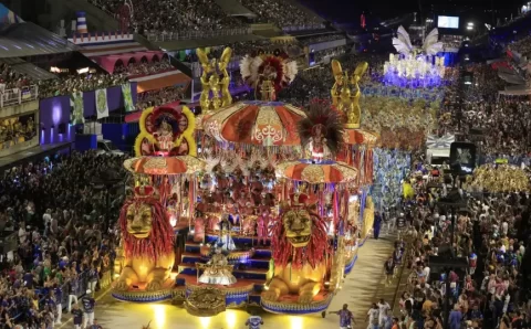 Maioria das escolas de samba do Rio terá enredos sobre negritude