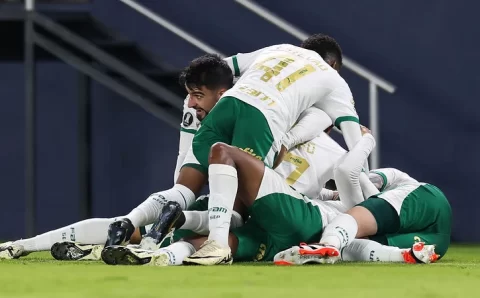 Com virada na Libertadores, Palmeiras recupera confiança após sequência ruim antes de Choque-Rei