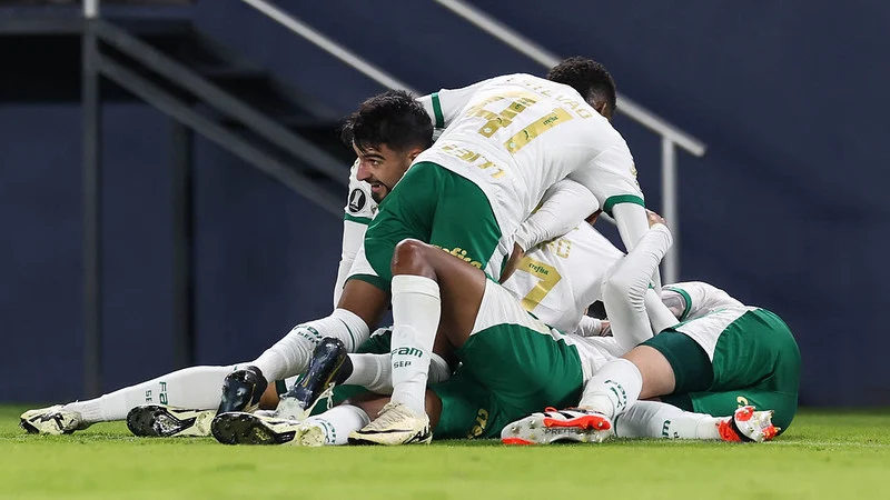 Com virada na Libertadores, Palmeiras recupera confiança após sequência ruim antes de Choque-Rei