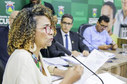 MT:  Vereadora alega estar sendo usada como ‘boi de piranha’ na Câmara de Cuiabá