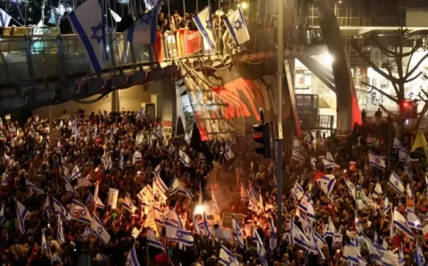 Dezenas de milhares protestam em Israel contra Netanyahu