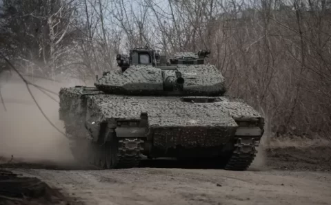 Tropas russas avançam no leste da Ucrânia em vários pontos, diz ministério