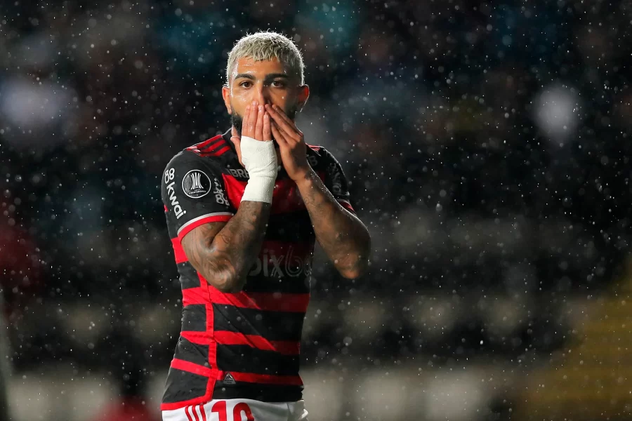 Flamengo perde do Palestino, amarga segunda derrota na Libertadores e cai para o terceiro lugar