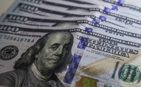 EM ABRIL:   Contas externas têm saldo negativo de US$ 2,52 bilhões em abril